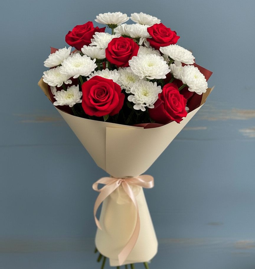 Букет цветов из: Розы и Хризантемы в Солигаличе