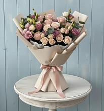 Букет цветов из:  Розы и Лизиантусы #REPLACE_PRED# Солигаличе