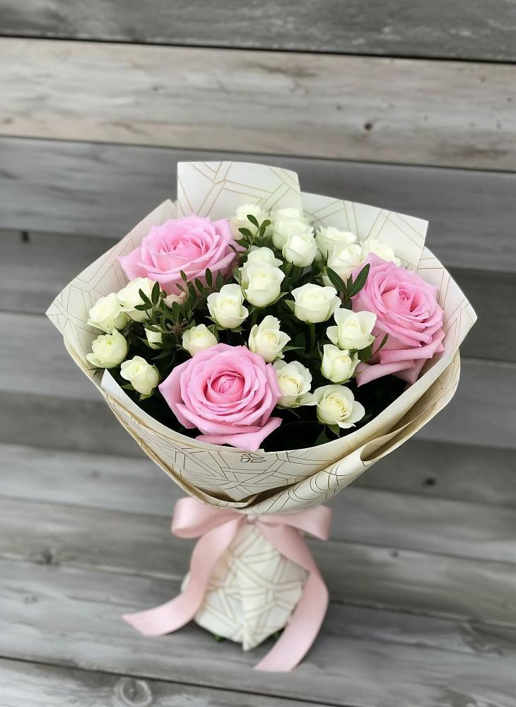 Букет цветов из: Розы в Солигаличе