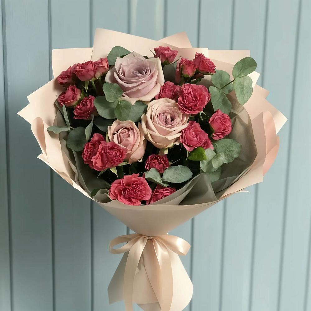 Букет цветов из: Гвоздики и Розы в Солигаличе