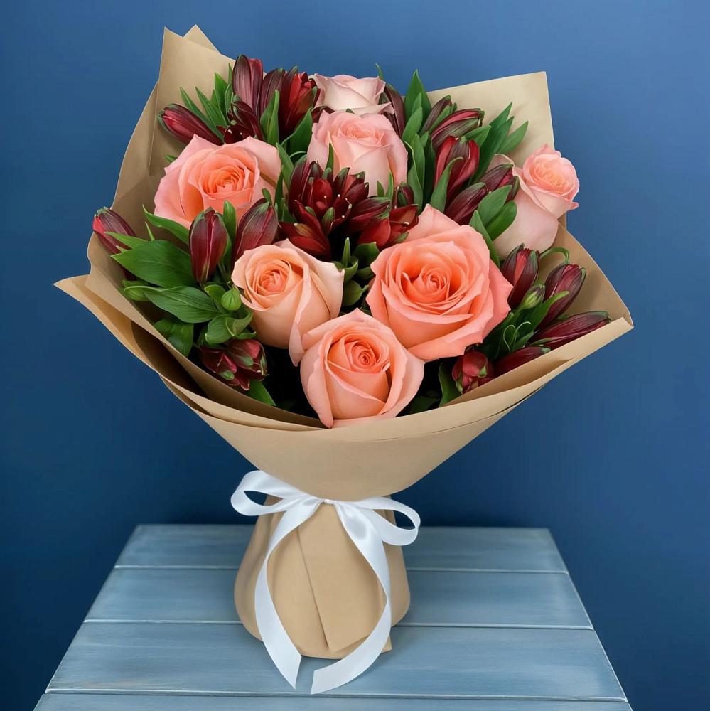 Букет цветов из: Розы и Альстромерии в Солигаличе