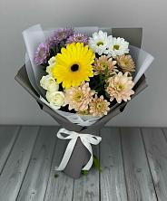 Букет цветов из:  Розы, Герберы и Хризантемы в Солигаличе