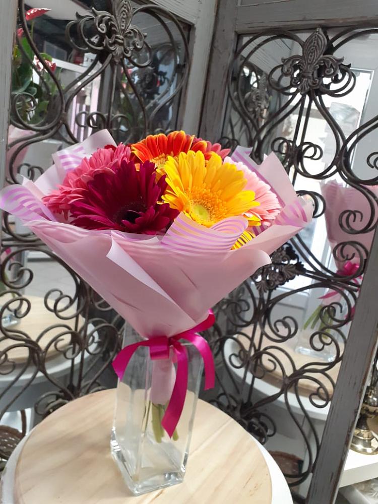 Букет цветов из: Герберы в Солигаличе