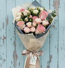 Букет цветов из:  Розы в Солигаличе