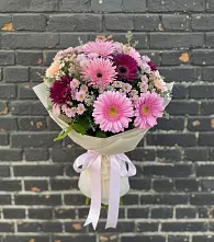 Букет цветов из:  Герберы и Хризантемы в Солигаличе