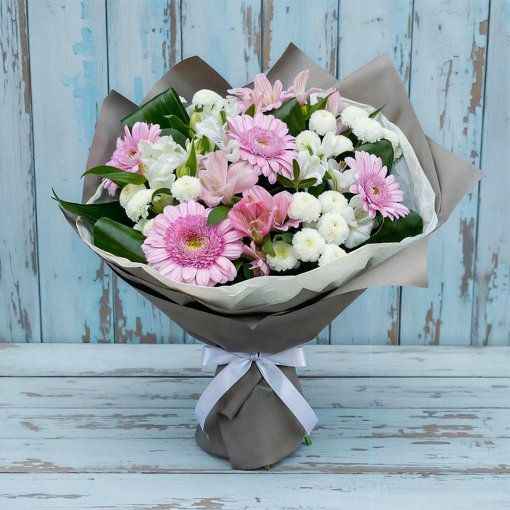 Букет цветов из: Герберы, Альстромерии и Хризантемы в Солигаличе