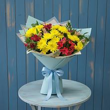 Букет цветов из:  Альстромерии и Хризантемы #REPLACE_PRED# Солигаличе