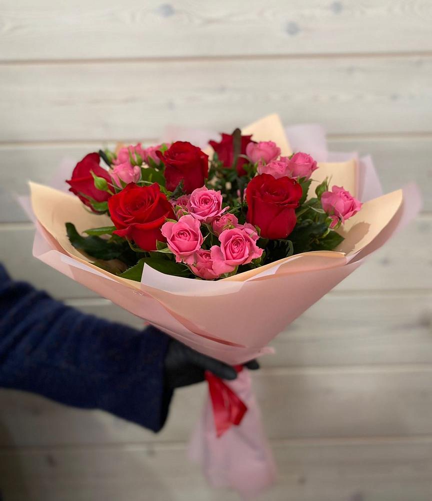 Букет цветов из: Розы в Солигаличе